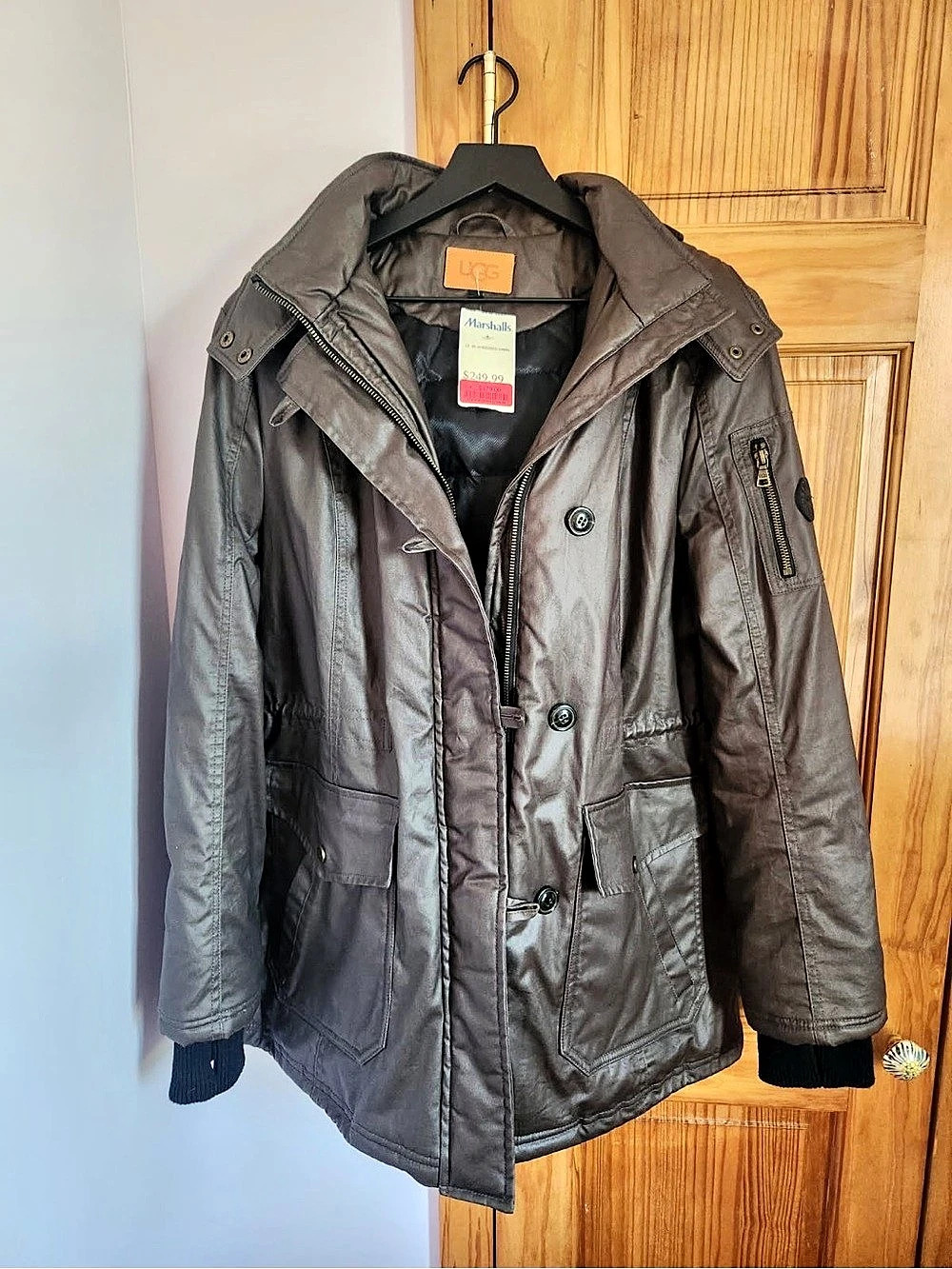 UGG Hooded Puffer Jacket in Brown